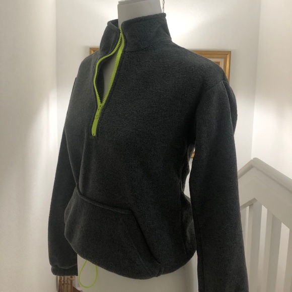 Zipper Sweater - Picture 2 of 6